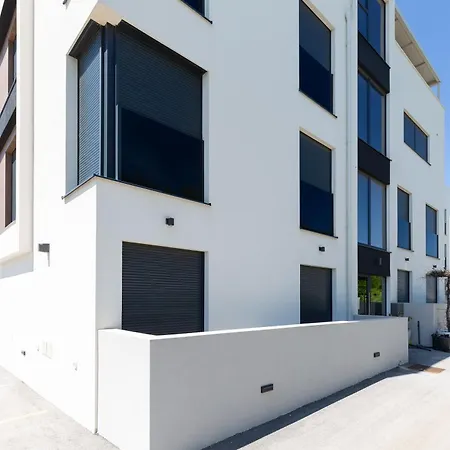 Hugo In I Sea In 50m Apartman Privlaka