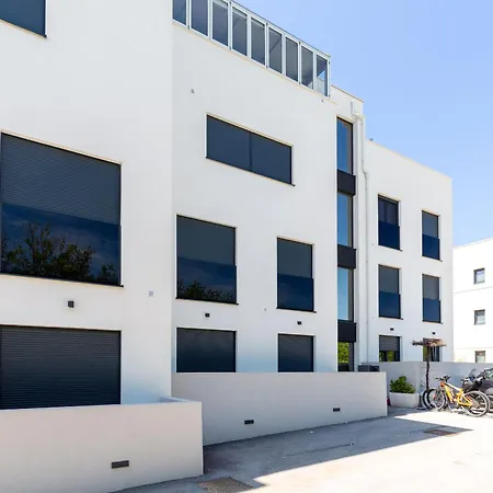 Apartman Hugo In I Sea In 50m