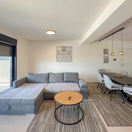 Apartmán Hugo In I Sea In 50m Privlaka (Zadar)